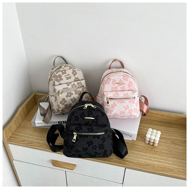 Mini Rucsac negru cu floricele Nadina - TIARA CONCEPT STORE