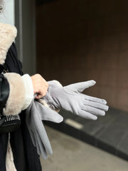 Топли сиви ръкавици