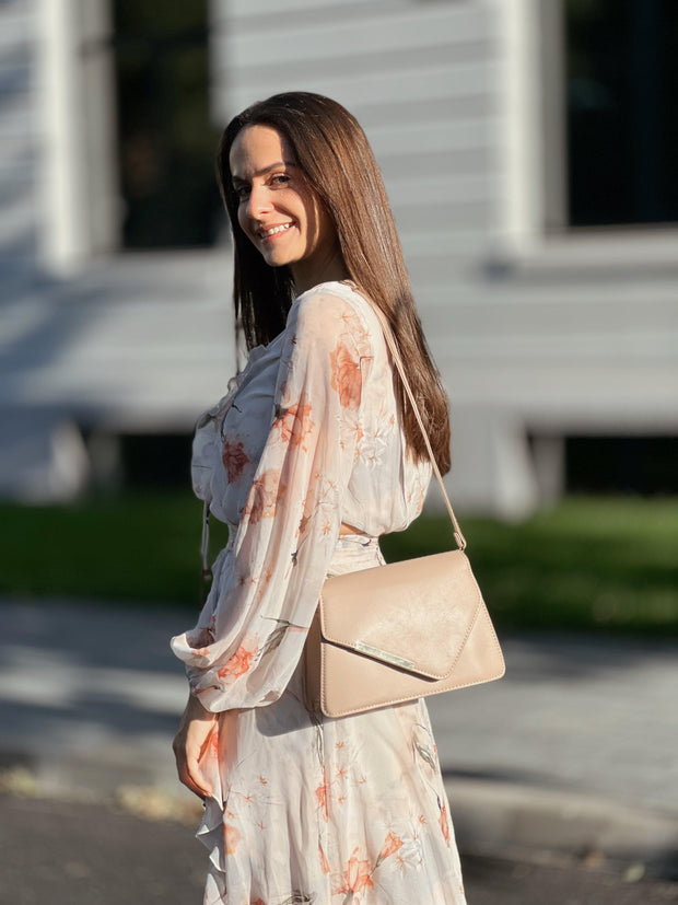 чанта Бей Ева